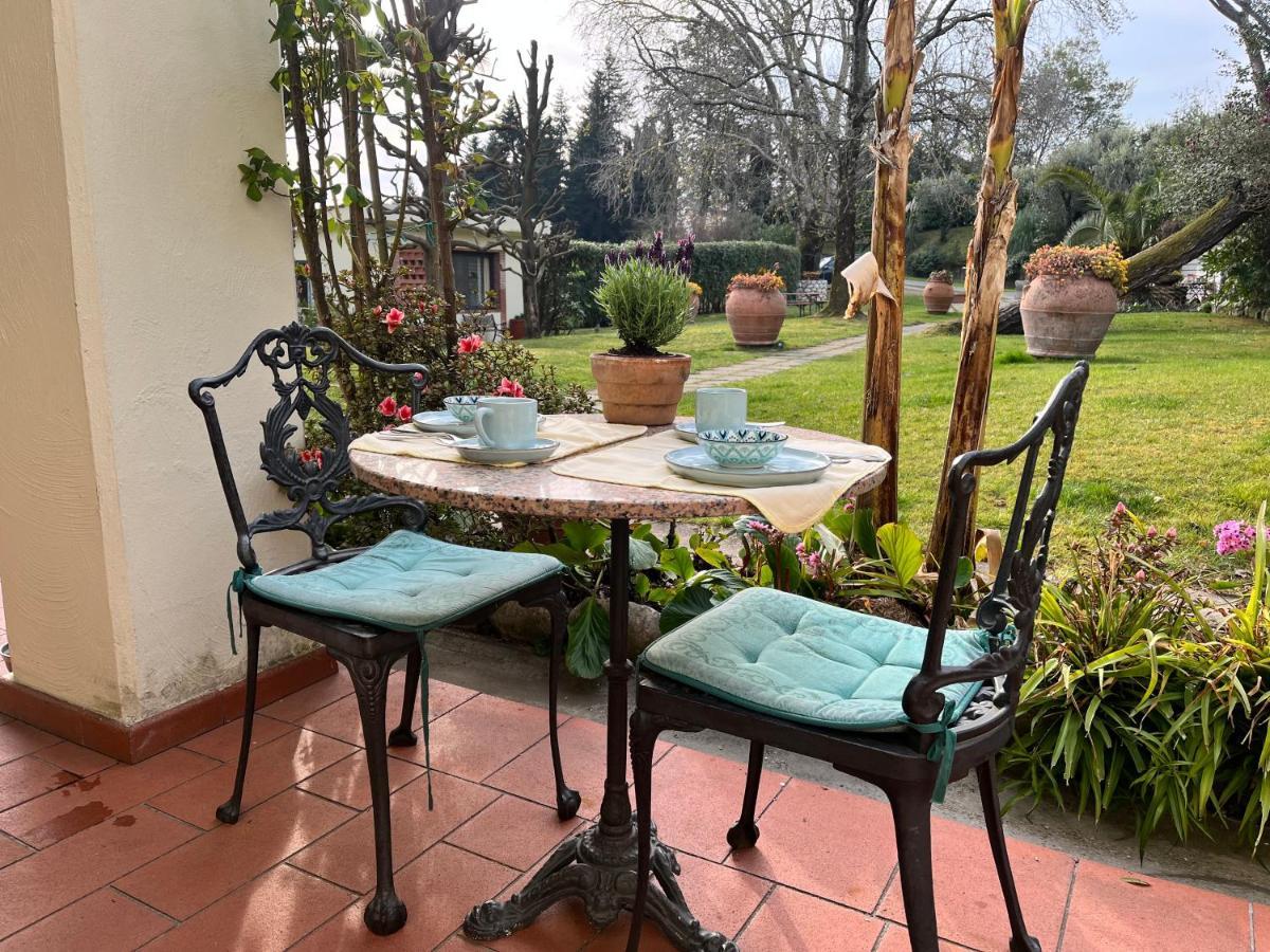 Casa Del Pino Bed & Breakfast บอร์โก อา บุจจาโน ภายนอก รูปภาพ