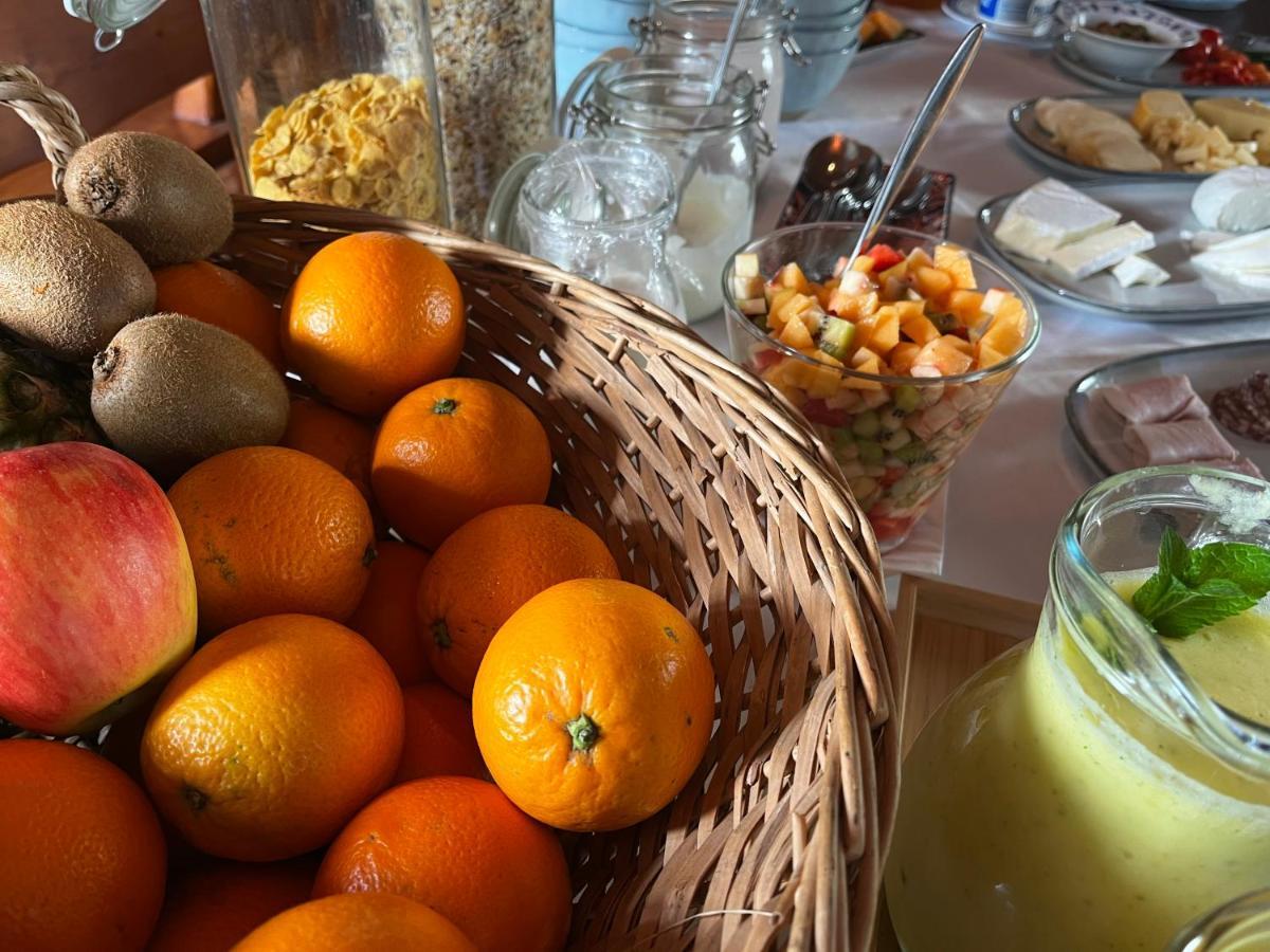 Casa Del Pino Bed & Breakfast บอร์โก อา บุจจาโน ภายนอก รูปภาพ