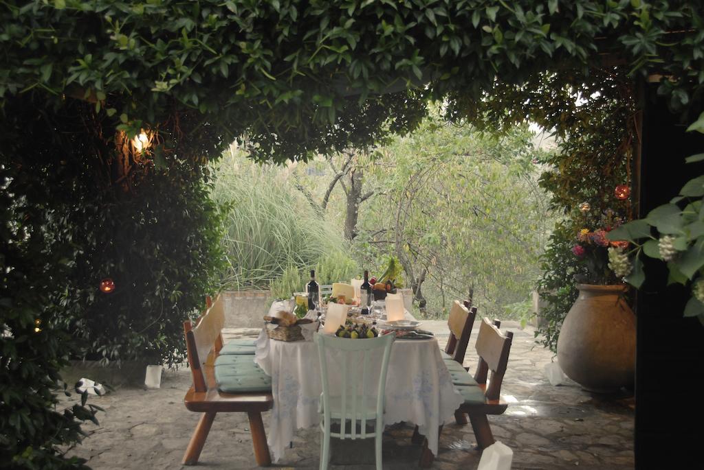 Casa Del Pino Bed & Breakfast บอร์โก อา บุจจาโน ภายนอก รูปภาพ